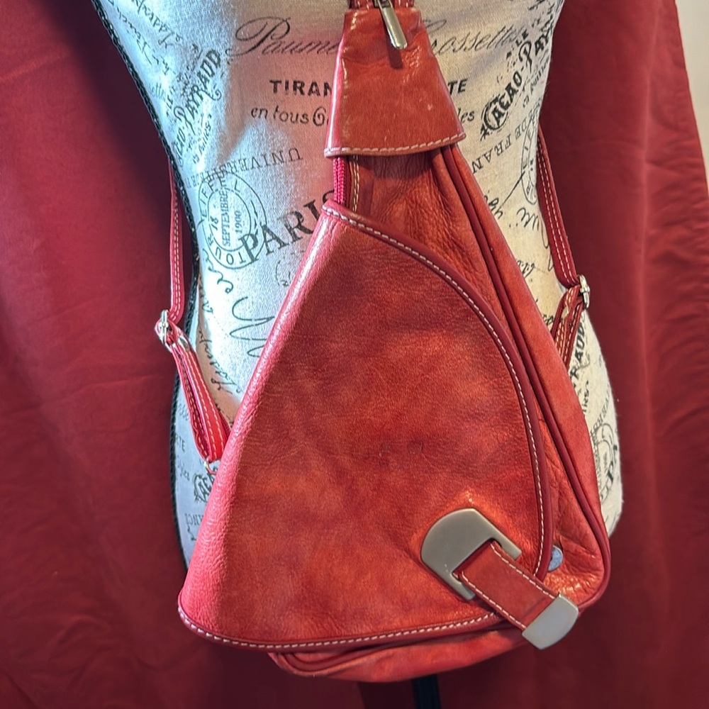 Vera Pelle red Leather backpack